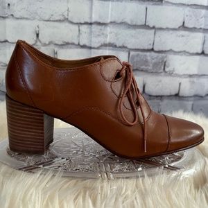 Patricia Nash Brown Leather Lace-Up Women's Shoes